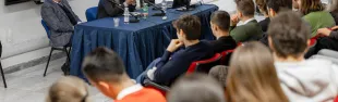 Descrizione immagine non disponibile