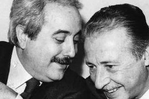 Falcone e Borsellino sorridenti