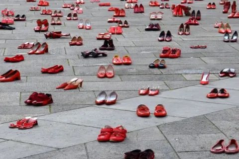 scarpe_rosse